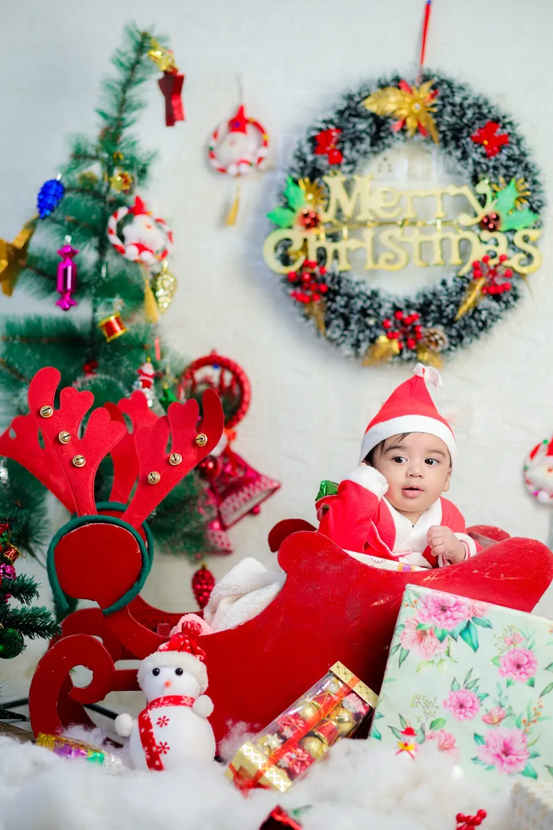 Christmas Baby Photoshoot Delhi - 1D4A8702
